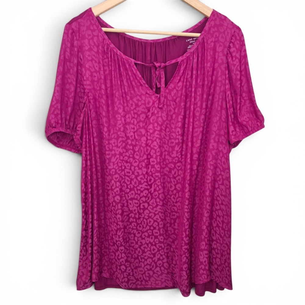 Lane Bryant Top Womens 14/16 Purple Swing Tee Animal Print Neck Tie Casual